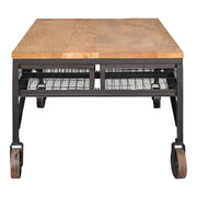 Mesa de centro de madera y ruedas vintage Odin